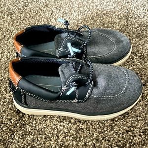 Size 8 Max + Jake toddler boy shoes